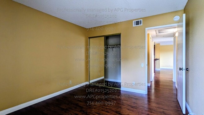 Building Photo - 7113 Apricot Dr