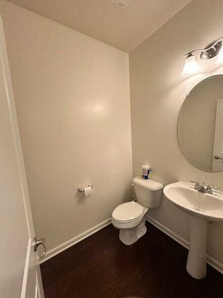 Building Photo - 14 Intuition Cir