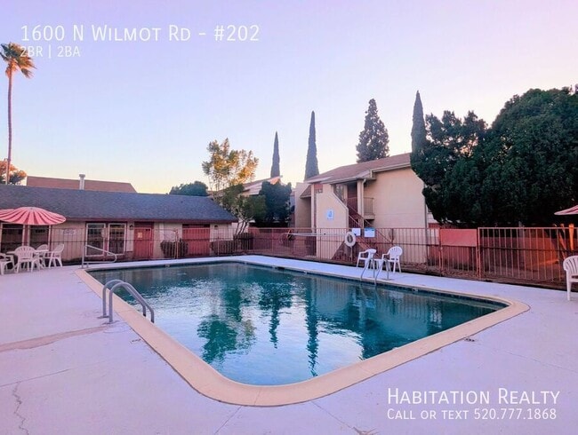 Building Photo - 1600 N Wilmot Rd