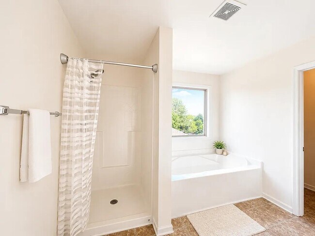 Building Photo - 11 Phaeton Ave