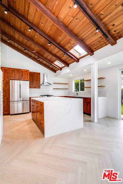 Building Photo - 749 N Niagara St