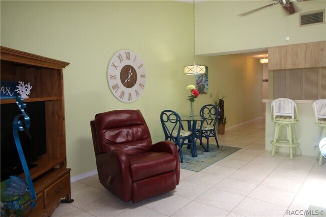 Building Photo - 908 Pritchard Island Rd