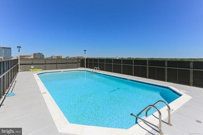 Building Photo - 4242 East-West Highway Unit 420