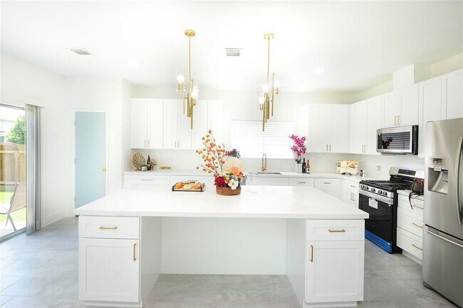 Building Photo - 9507 Flying Eagle Ct