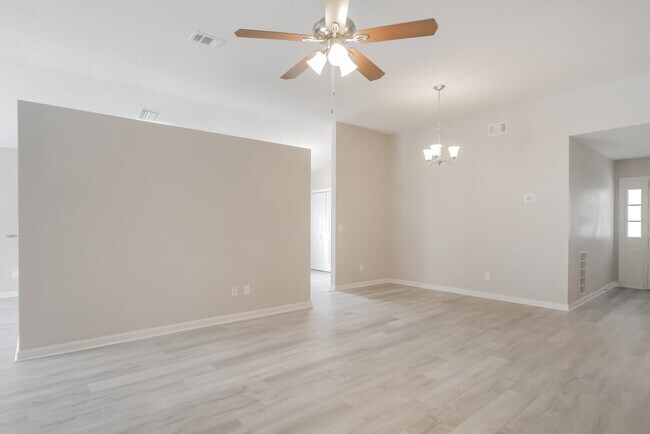 Building Photo - 5418 Cumberland Forest Ln
