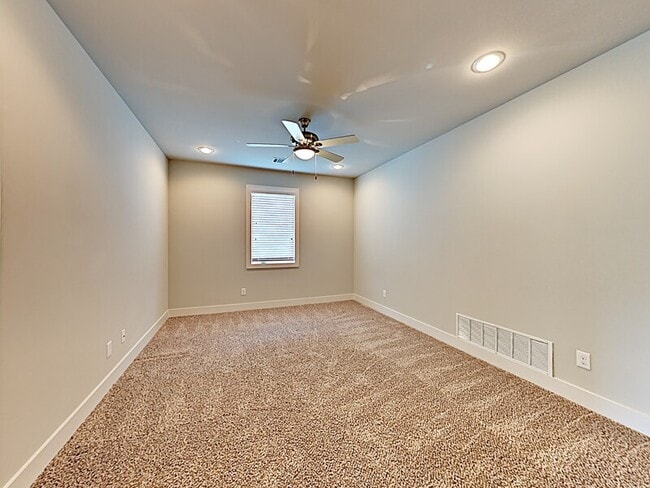 Building Photo - 326 Wimberly St