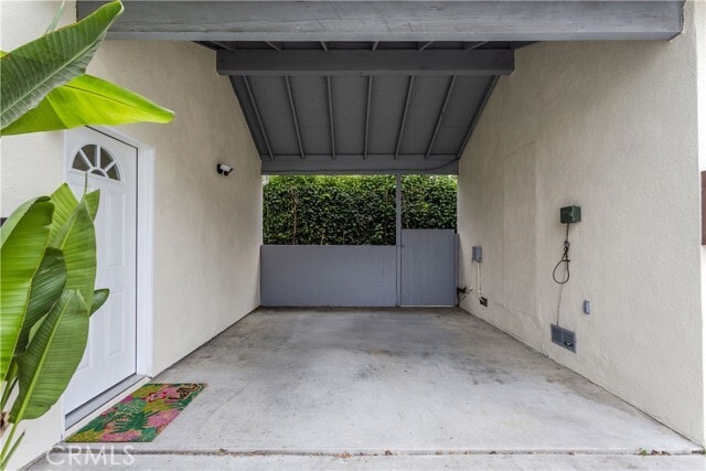 Building Photo - 5232 Topanga Canyon Blvd