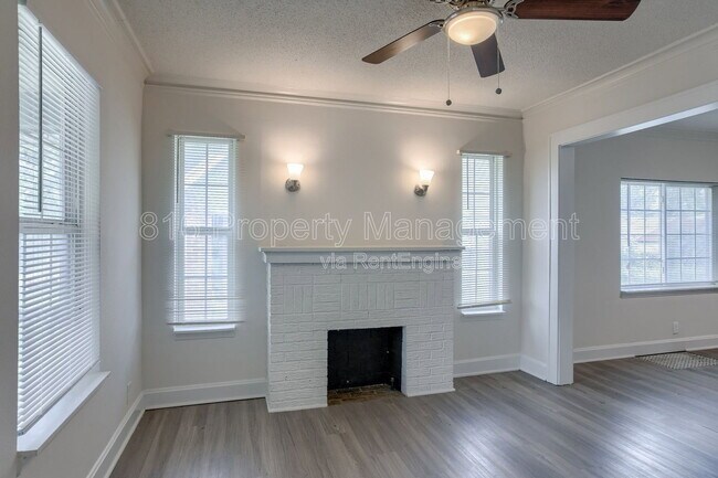 Building Photo - 6215 S Benton Ave