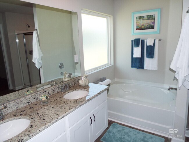 Building Photo - 23333 Shadowridge Dr
