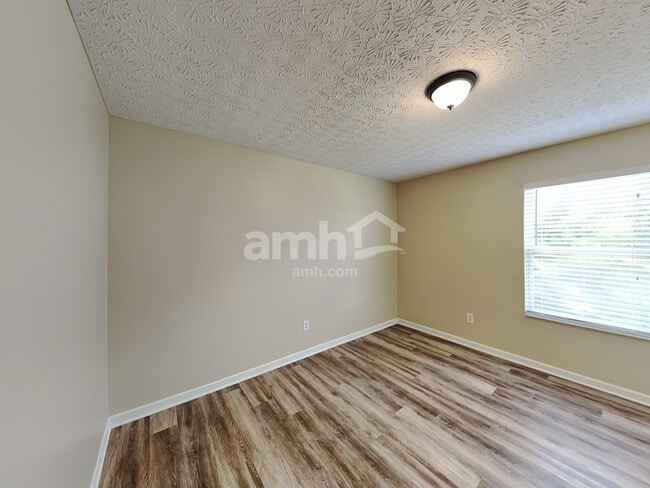 Building Photo - 5676 Canal Bridge Dr