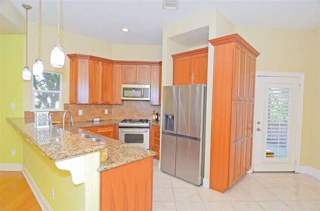 Building Photo - 131 Starboard Dr