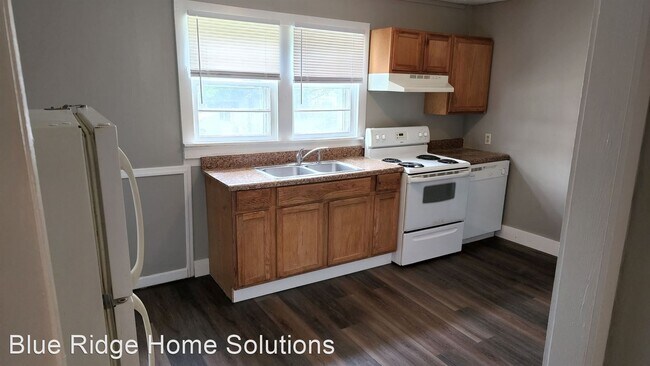 Building Photo - 4 br, 2 bath House - 1165 Margurite Street