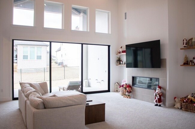 Building Photo - 1709 Novara Trl