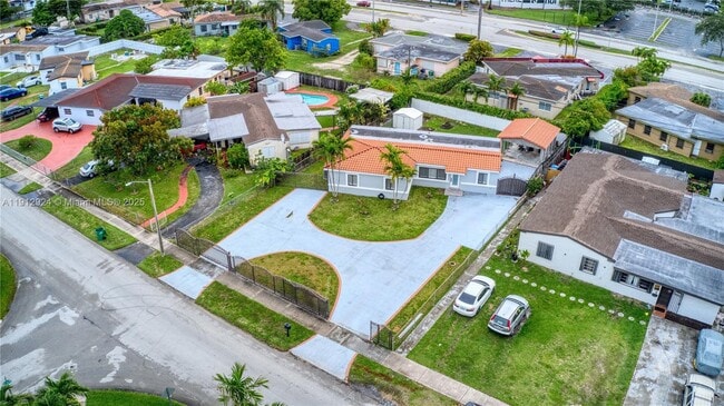 Building Photo - 1230 SW 86th Ct