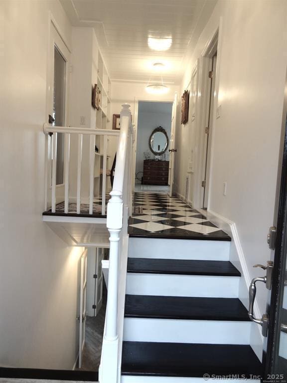 Building Photo - 350 Grovers Ave