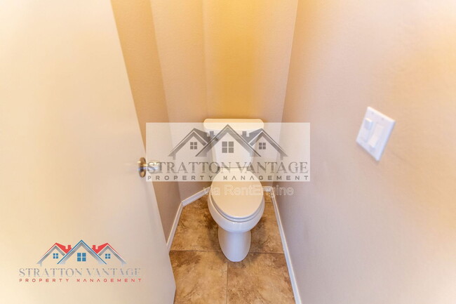 Building Photo - 4831 W Kristal Way