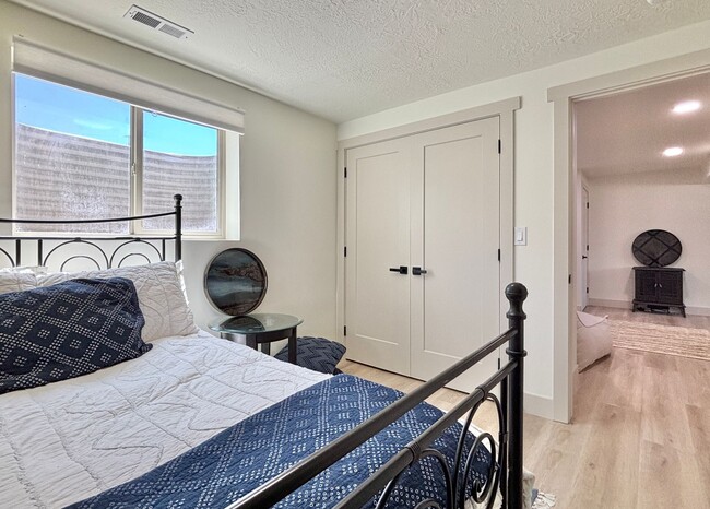 Building Photo - Sundance Stunner Near Mueller Park Trail!