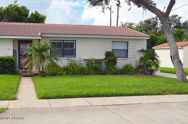 Building Photo - 64 Cardinal Dr