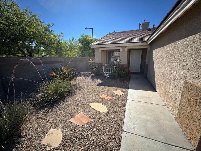 Building Photo - Fully Remodeled 3-Bedroom Home in 89144