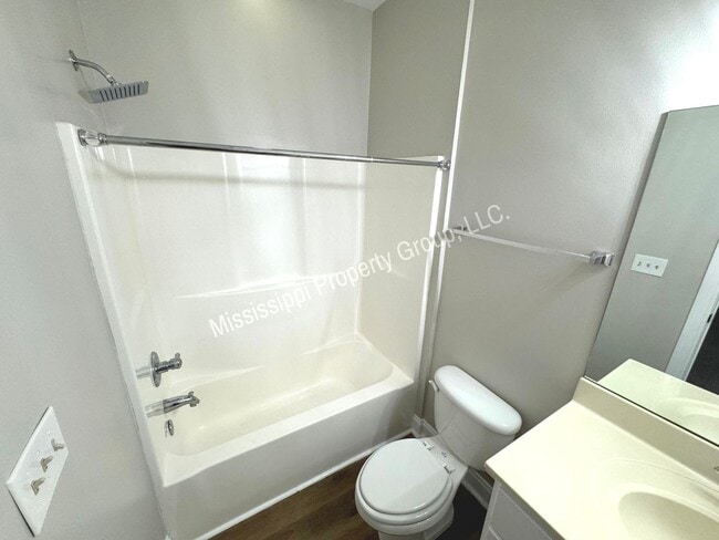 Building Photo - 4BD/4.5BA FOR RENT