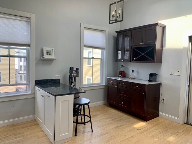 Building Photo - 371 Cardinal Medeiros Ave