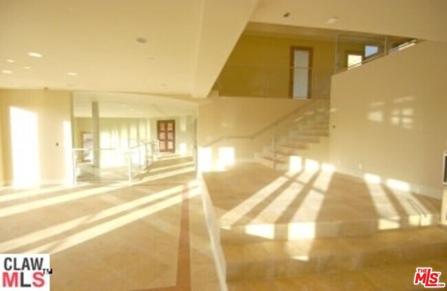 Building Photo - 723 Latigo Canyon Rd