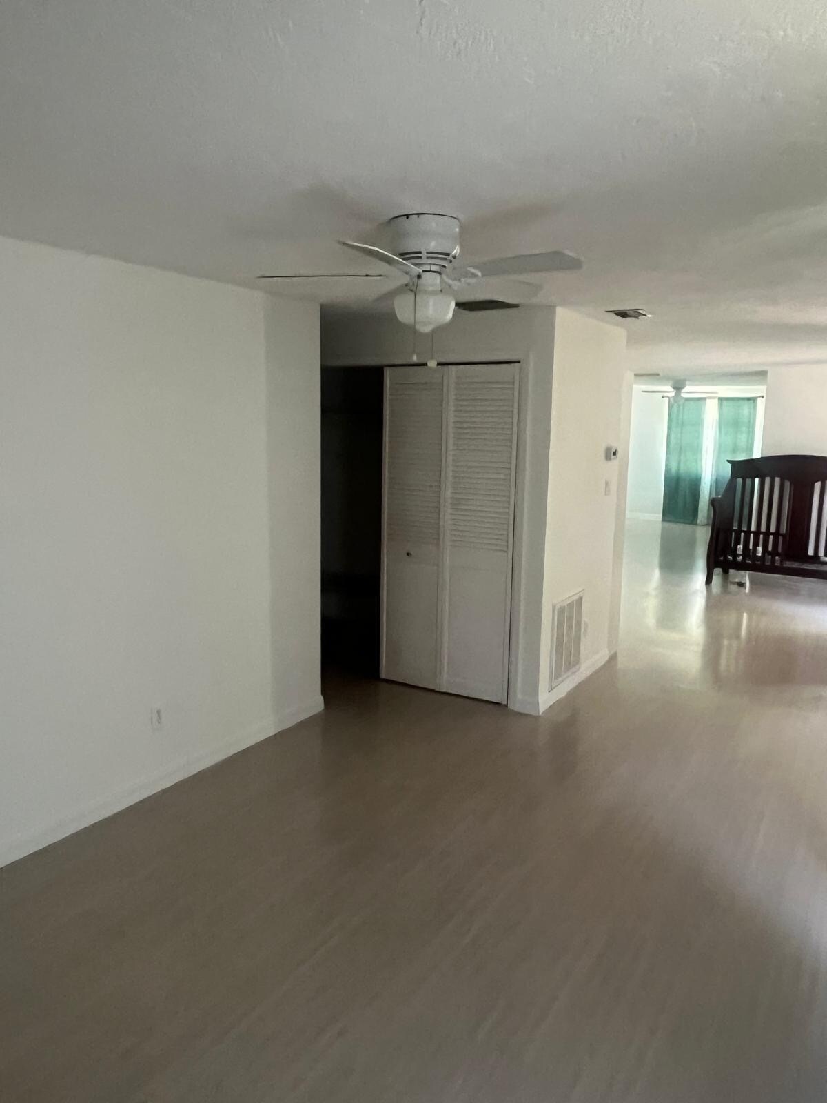 Building Photo - 3416 Bainbridge Dr