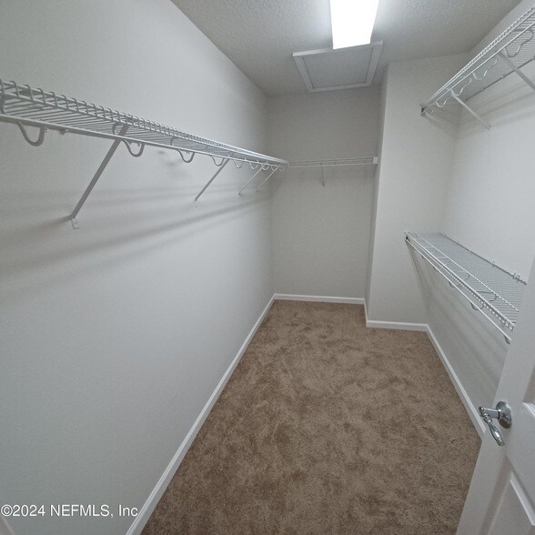 Building Photo - 6270 Autumn Berry Cir