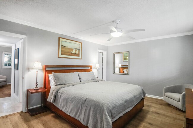 Building Photo - 139 Sunrise Ave