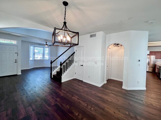 Building Photo - 1766 Glen Oban Ln