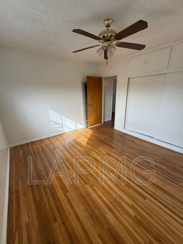 Building Photo - 624 W Riggin St