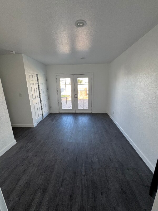 Building Photo - 3908 Rene Dr