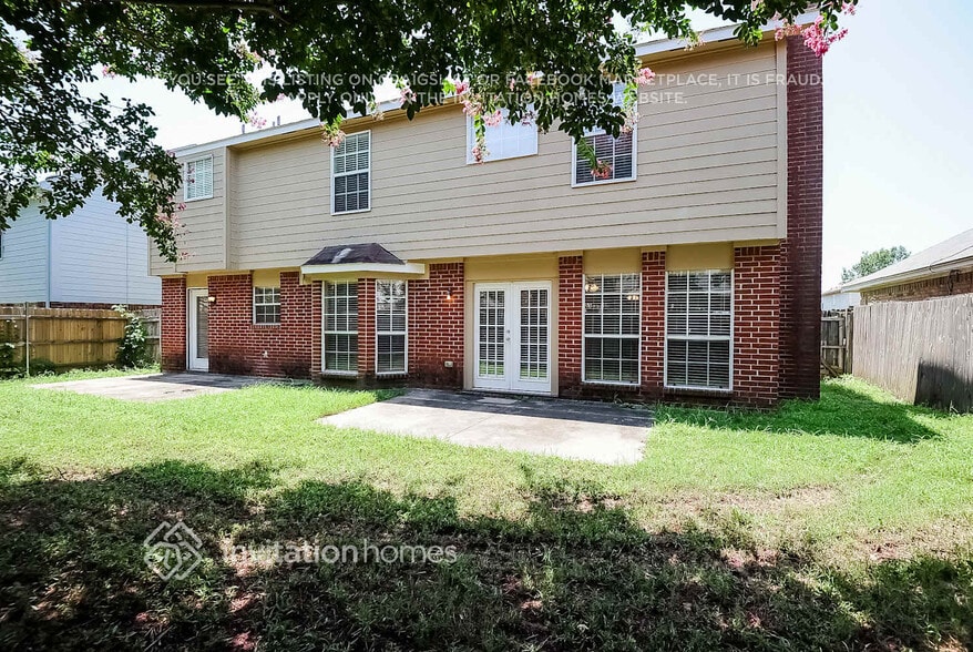 Building Photo - 2860 Ironwood Dr