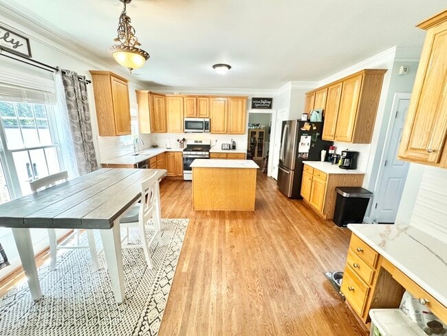 Building Photo - 11519 Lylwood Ln