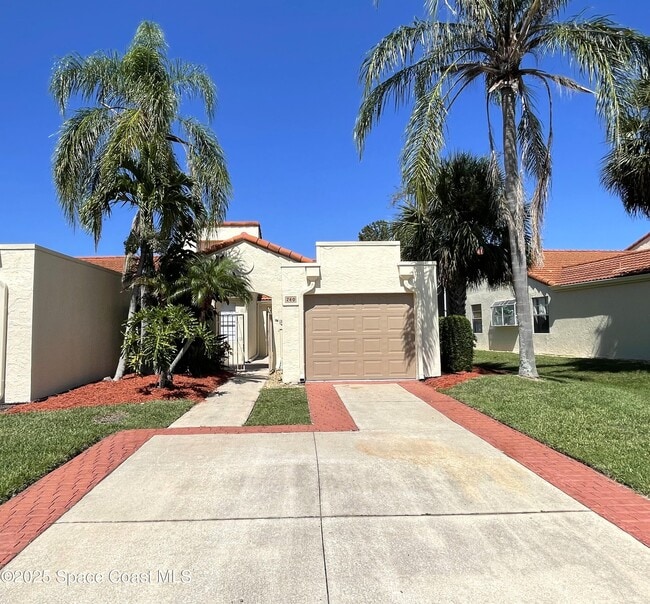 Building Photo - 740 Spring Valley Dr