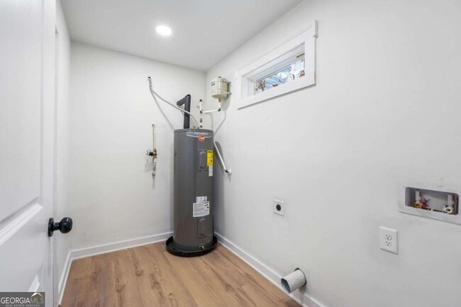 Building Photo - 408 E Marable St