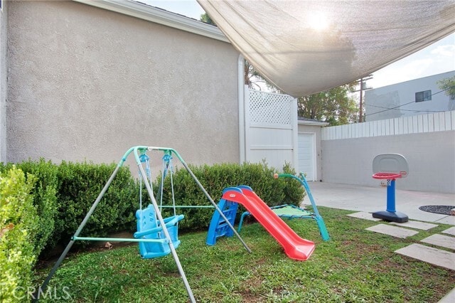 Building Photo - 4856 Riverton Ave