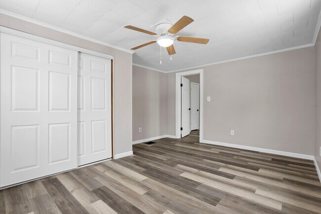 Building Photo - 1110 Fairwood Ave