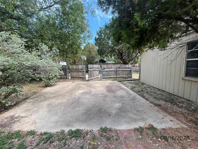 Building Photo - 2620 Roberts Cut Off Rd