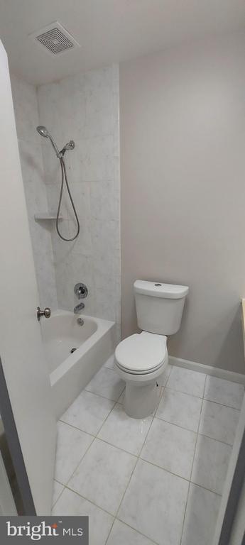 Building Photo - 9505 Fern Hollow Way