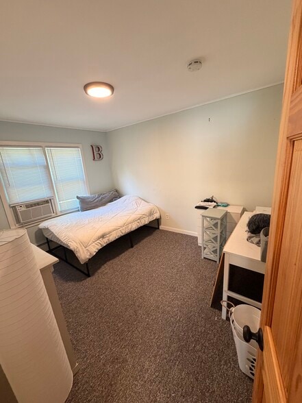 Bedroom #2 - 606 W Summit St