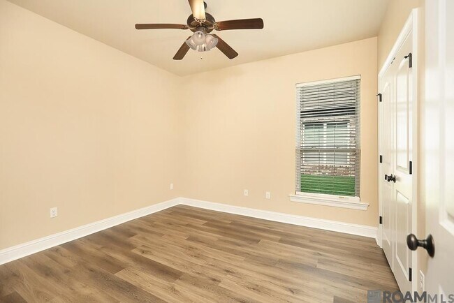 Building Photo - 16290 Timberstone Dr