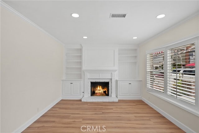 Building Photo - 121 Topaz Ave