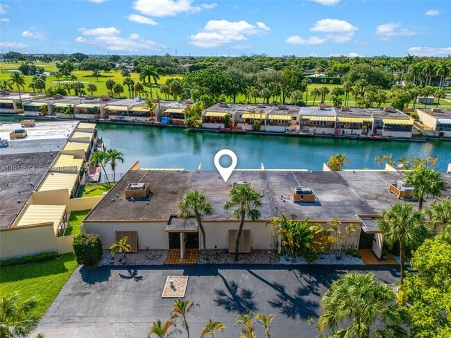 Building Photo - 15504 Sharpecroft Dr