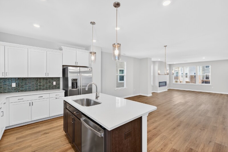 Building Photo - 331 Chesapeake Cmns St