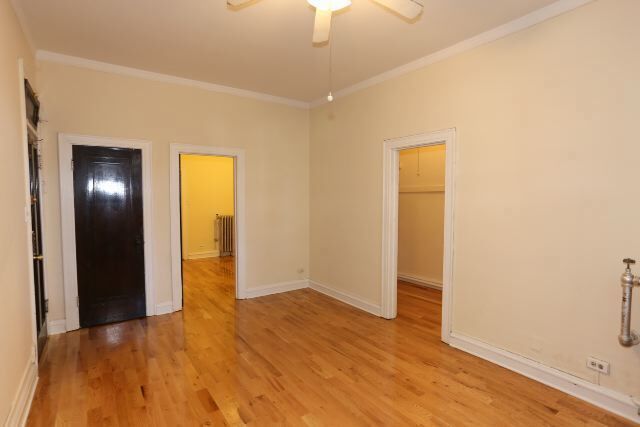 Building Photo - 4636 N Paulina St