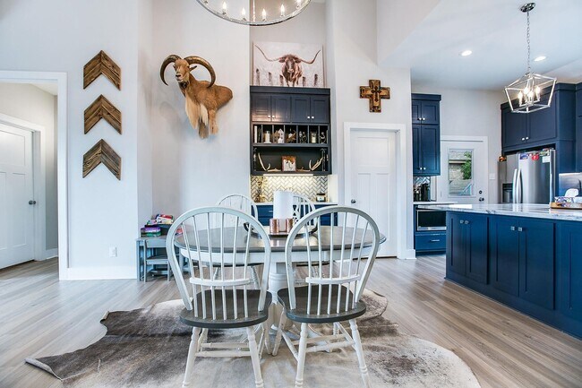 Building Photo - Beautiful 4 bedroom, 3 bath home in Bentwood COMING SOON!!