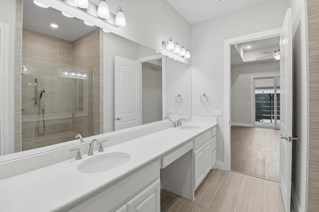 Building Photo - 138 Rivalto Dr