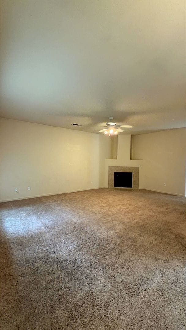 Building Photo - 689 Gateway Cir
