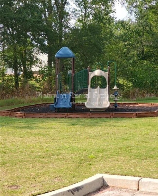 Building Photo - 244 Stonecreek Bnd